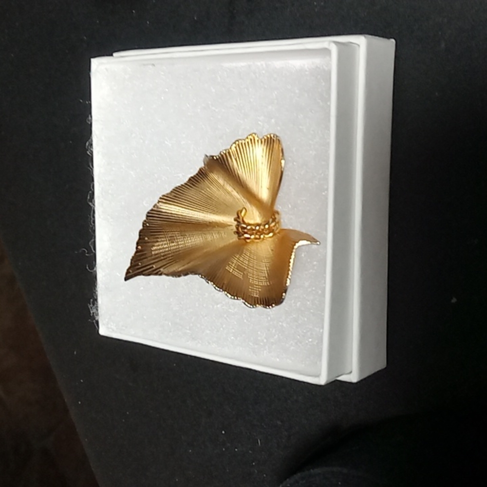 1950s CORO brooch